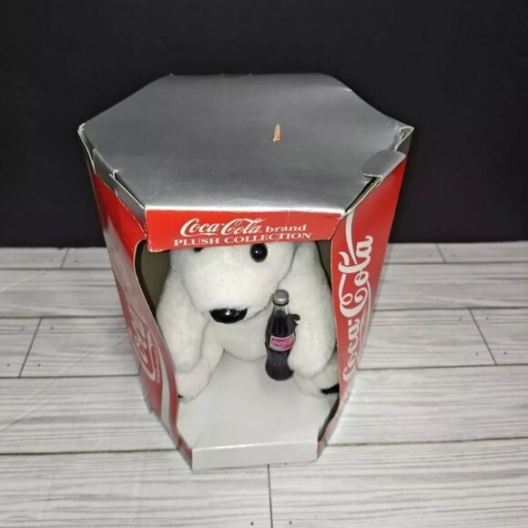 Coca Cola Vintage Polar Bear Plush & Watch By Cavanagh With Santa Graphic 1999 - Picture 2 of 9